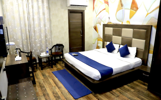 Goroomgo Hollywood Heights Amritsar