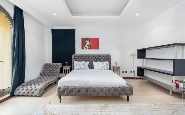 Private Palm Villa - Mint Stay