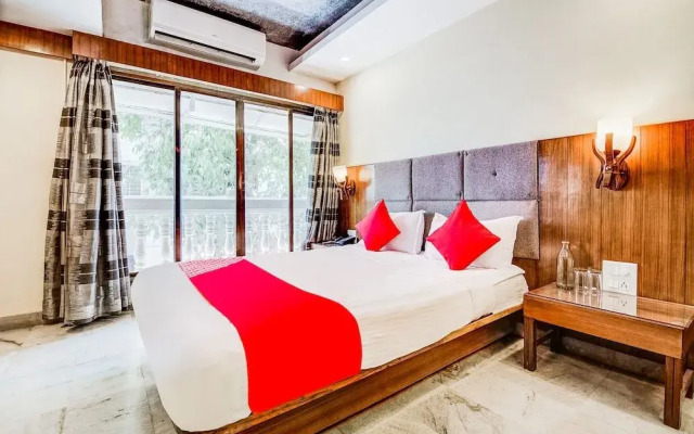Oyo Flagship 36730 Hotel Mittal Residency