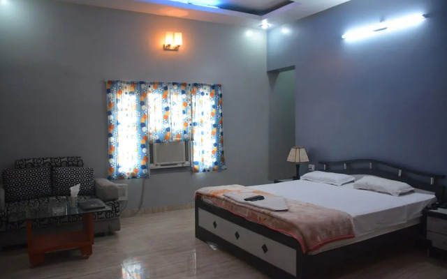 Hotel Naveen Residency