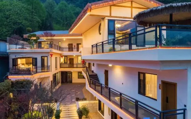 Qingcheng Shannan Li Forest Hot Spring Homestay (Qingcheng Houshan Tai'an Ancient Town Scenic Area) – Exterior – Chengdu