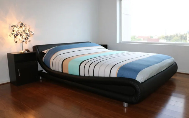 City Fringe Boutique Parkland 2 Bedroom Apartment