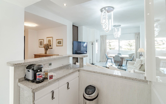 Rg325 - Great 2 Bed Apt, Close to Puerto Banus