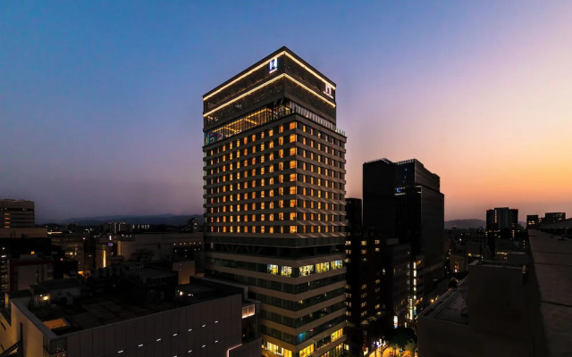 THE GATE HOTEL FUKUOKA by HULIC