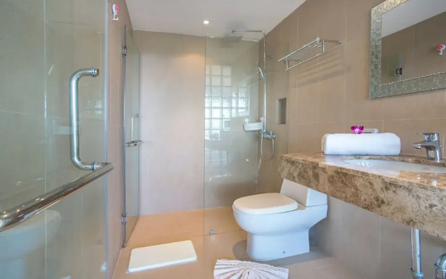 Kata Ocean View 2BR Apartment O910