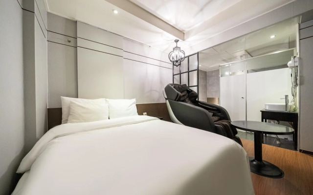 Seongnam Casa Hotel