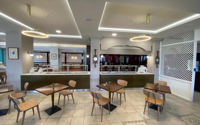 Hotel Platon Beach