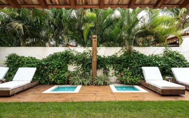 Suítes na Charmosa Vila do Outeiro