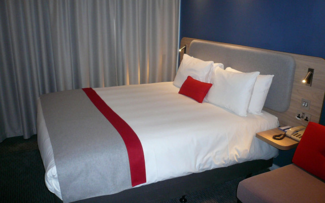 Holiday Inn Express Oxford-Kassam Stadium by IHG