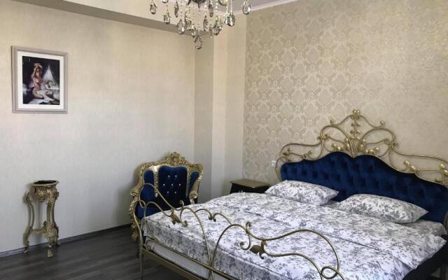Vi Toria Palace