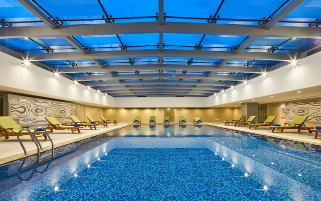 Four Points by Sheraton Shanghai, Daning