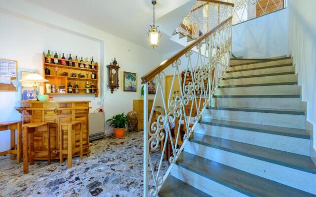 Two Palms Villa