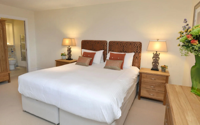 Highland Apartments By Mansley