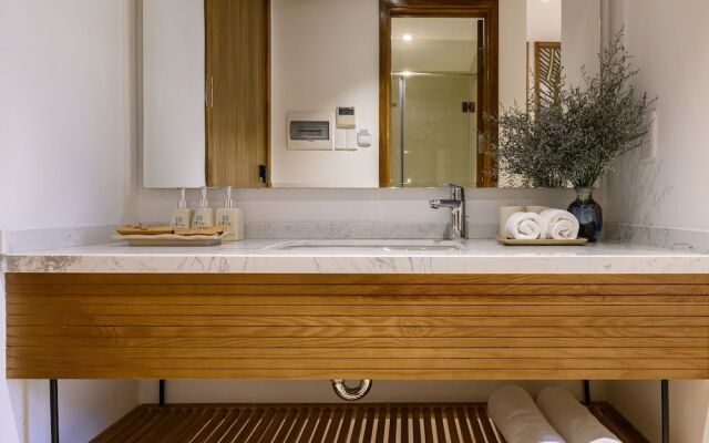 Daisy Boutique Hotel & Apartment