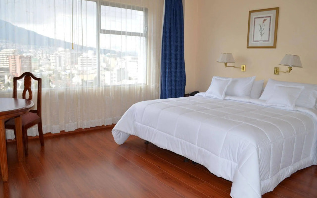 Hotel Tambo Real