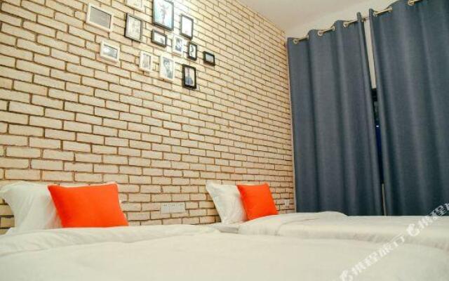 Laodao Library Hostel