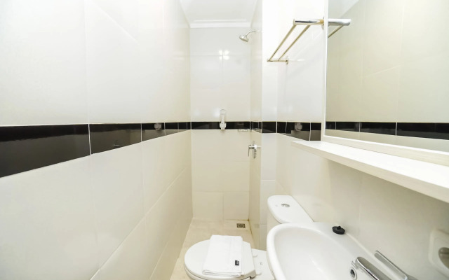 Front One Budget Bekasi