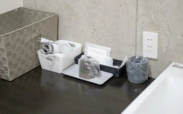 Hollywood Suites & Lofts