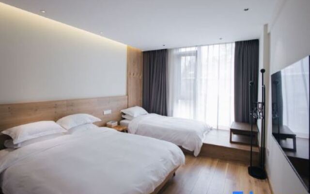 Xiandu Tianlu Hostel