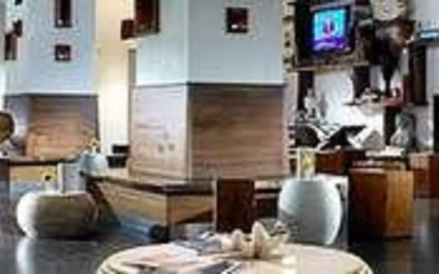 Bungalow Hotel