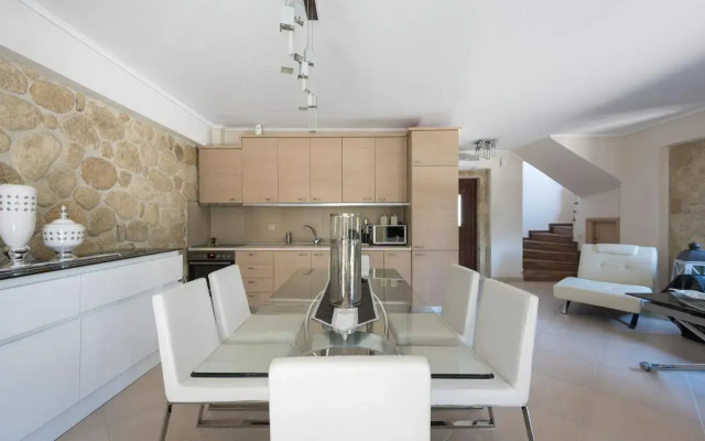 #Luxlikehome - Siviri J&B House