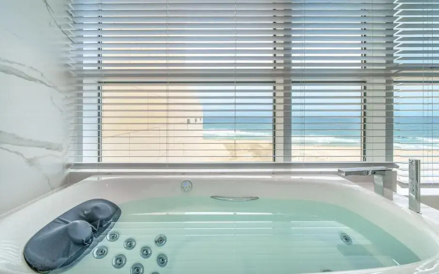 Goseong Moneblue Pension