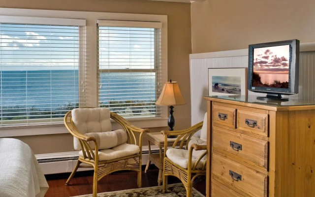 Inn on the Sound