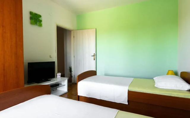 Simplistic Apartment in Rogoznica near Sea Beach