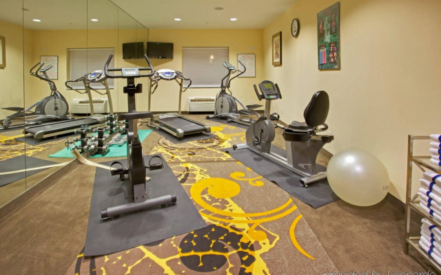 Holiday Inn Express Hotel & Suites Pearland by IHG