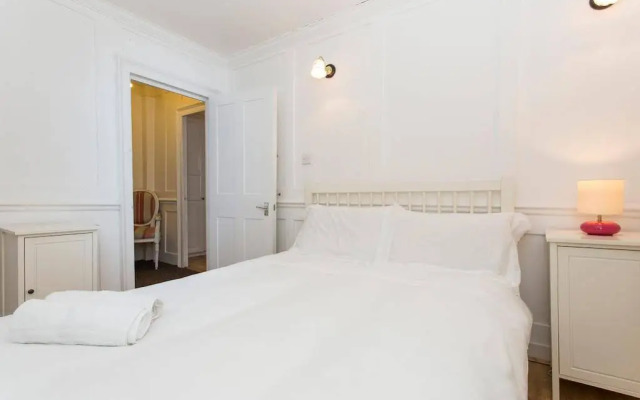 London Dream House - Historic Soho House