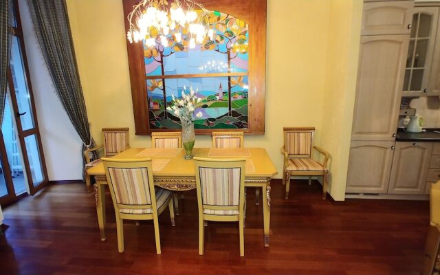 Kyiv Apartments