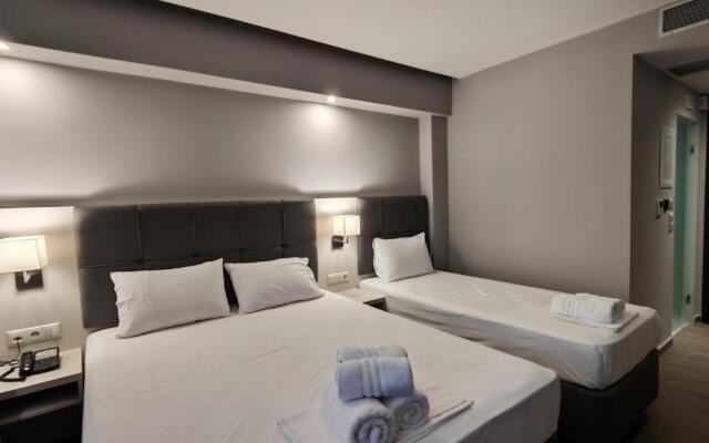 Peloton Inn Hotel
