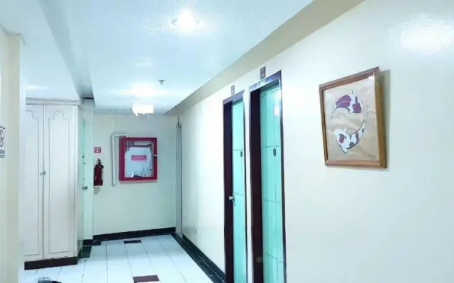 The DYNASTY COURT Hotel