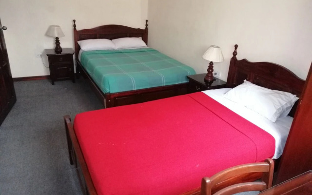 Hostal Victoria- Quito