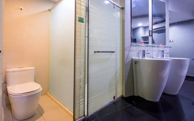 Max Star Hotel - Backpackers