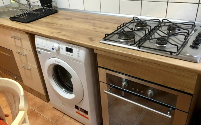 Cozy and Clean Apartment, near National Arena