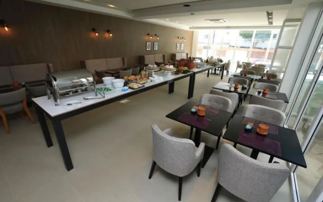 Ecco Hotel