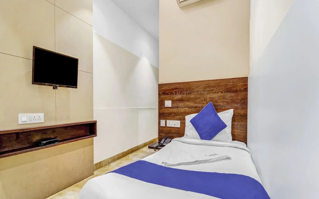 Hotel Karpagam Lodging house