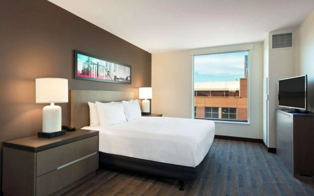 Hyatt House Denver Downtown