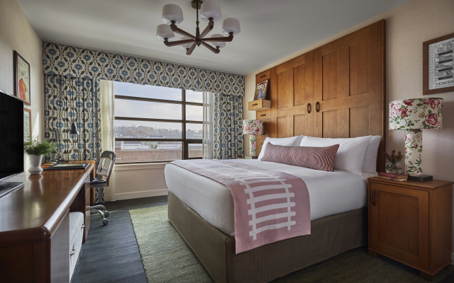 Graduate by Hilton Bloomington - фото 2