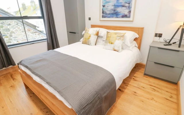 2 Salubrious Terrace