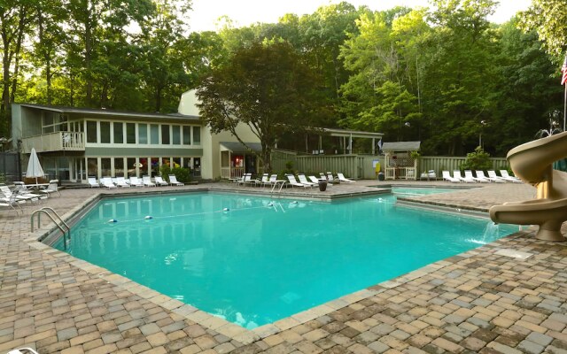 Eagles Nest 379 - Three Bedroom Cabin