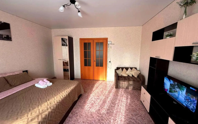 Gold Apart on 342A Pobedy Avenue