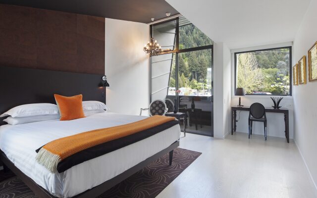 Queenstown Park Boutique Hotel