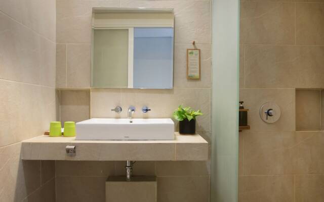 Grandmas Plus Hotel Airport