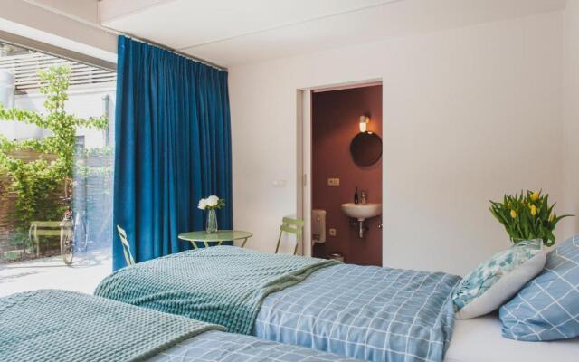 Het Oplaadpunt bed, bike, hike, 4-8 p
