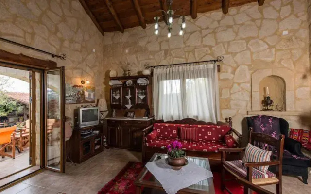 Villa Toula
