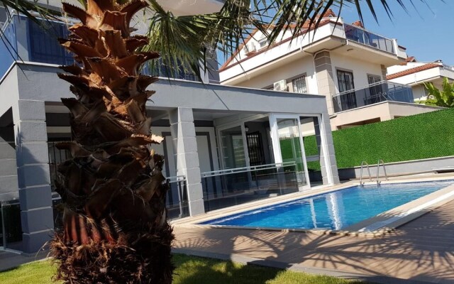 Villa Miray by tatilevikiralama