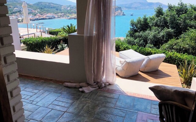 Coco Seaview Apartment, 60sec Walk From Beach!