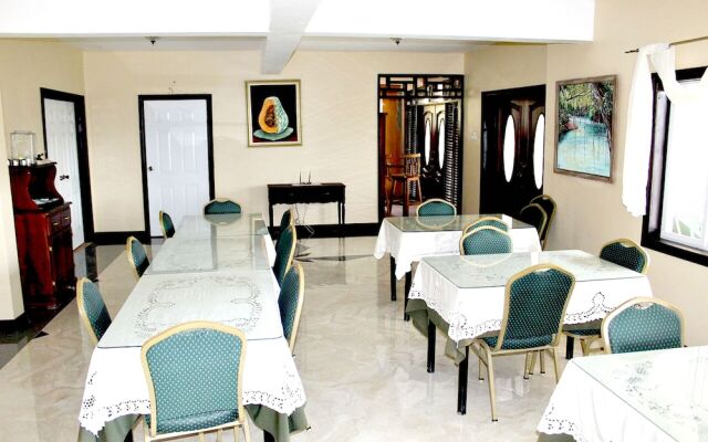 Starlight Chalet
